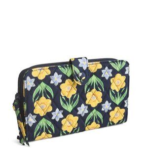 Vera Bradley Premium Cotton Large Tab Wallet, Daffodils NWT